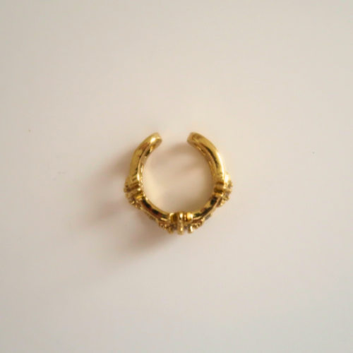 Star Stack Ear Cuff
